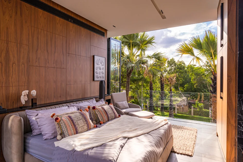 Early Bird Gets the Worm luxury villas