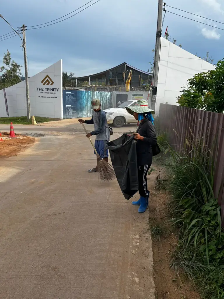 Corporate social responsibility (CSR): Cleaning Up at Pasak Soi 8