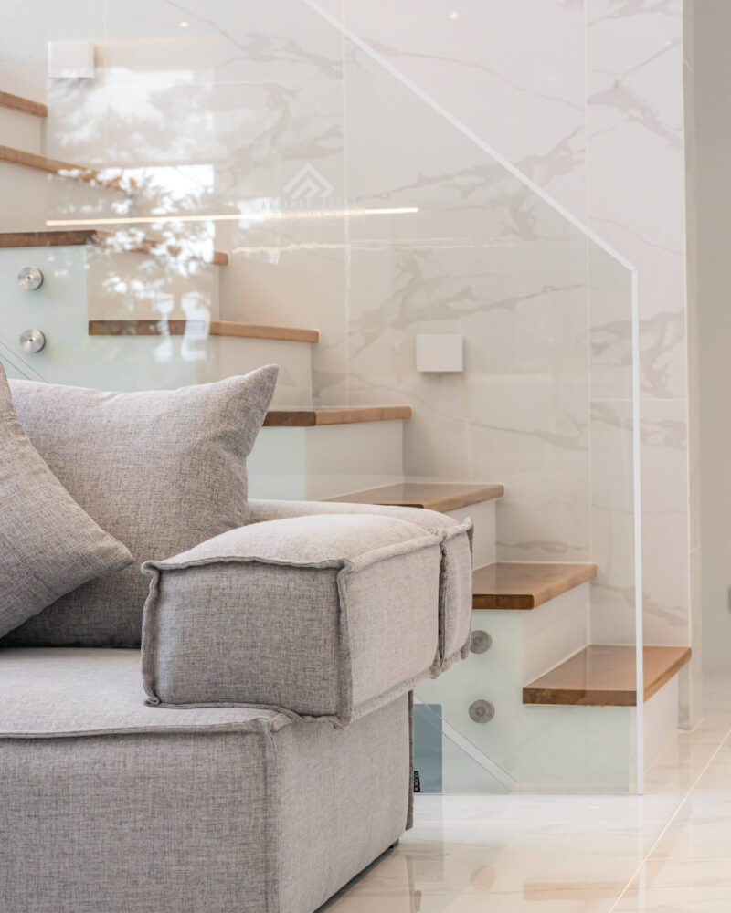 INTELLIGENT HOME